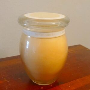 French Vanilla Scented Candle